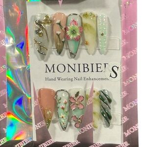 Sage Green Floral Press On Nails 3D Minimalist Clean Girl Quiet Luxury Almond